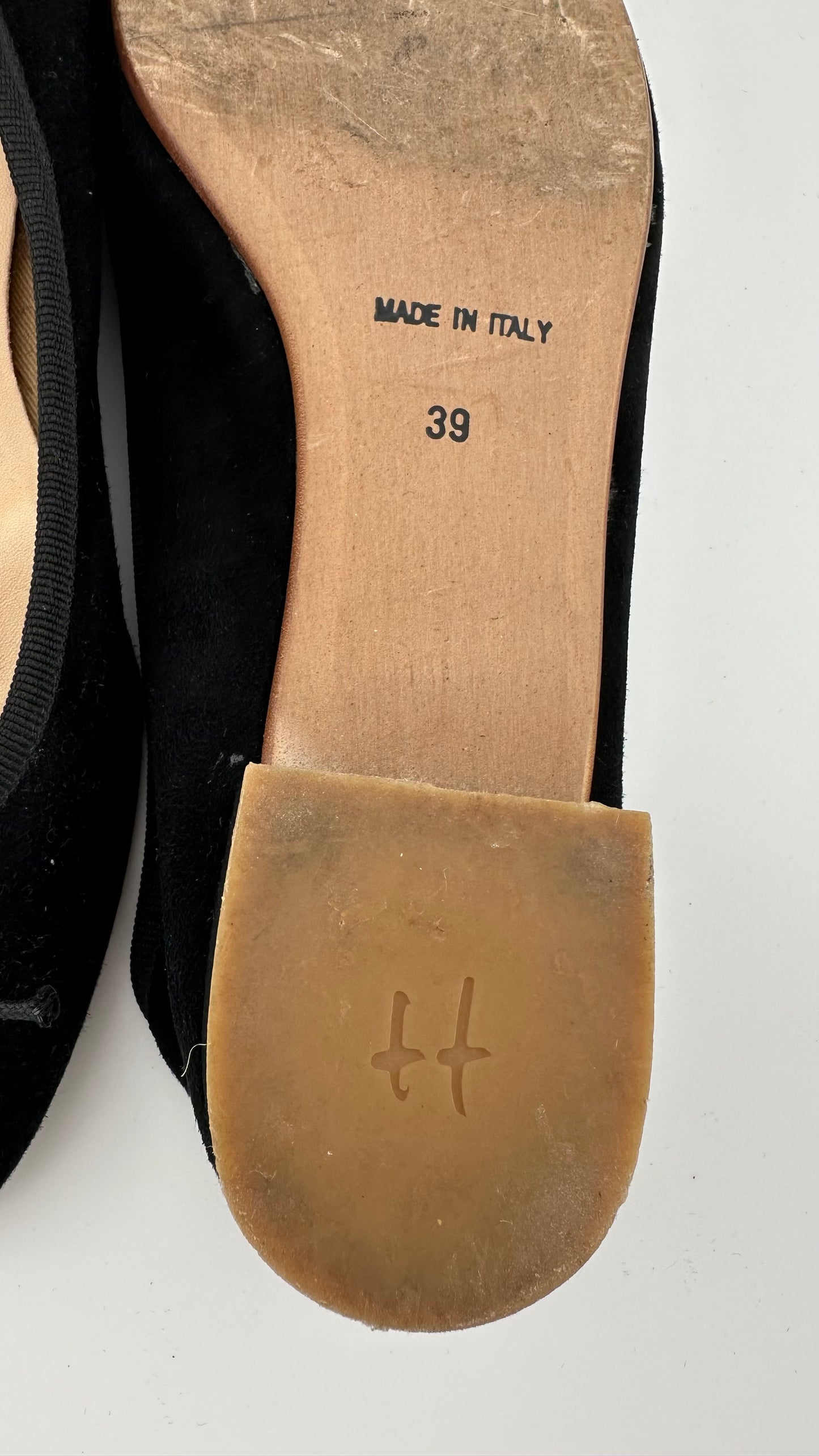 Ballerette Roma - Black Suede Flats - 39