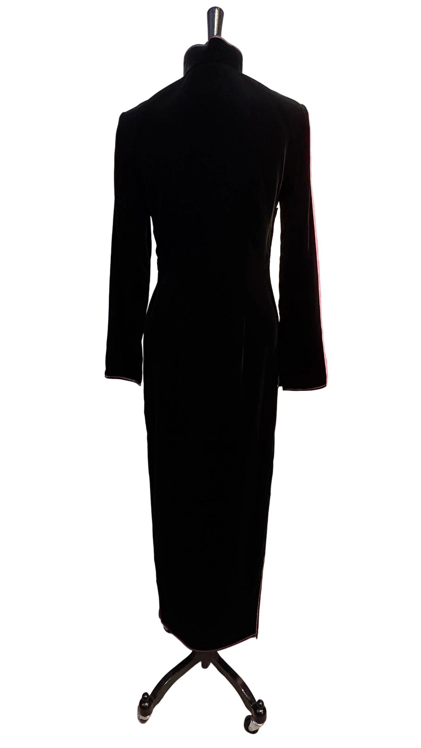 Shanghai Tang - Vintage Black Velvet Long Sleeve Red Line Dress - Small