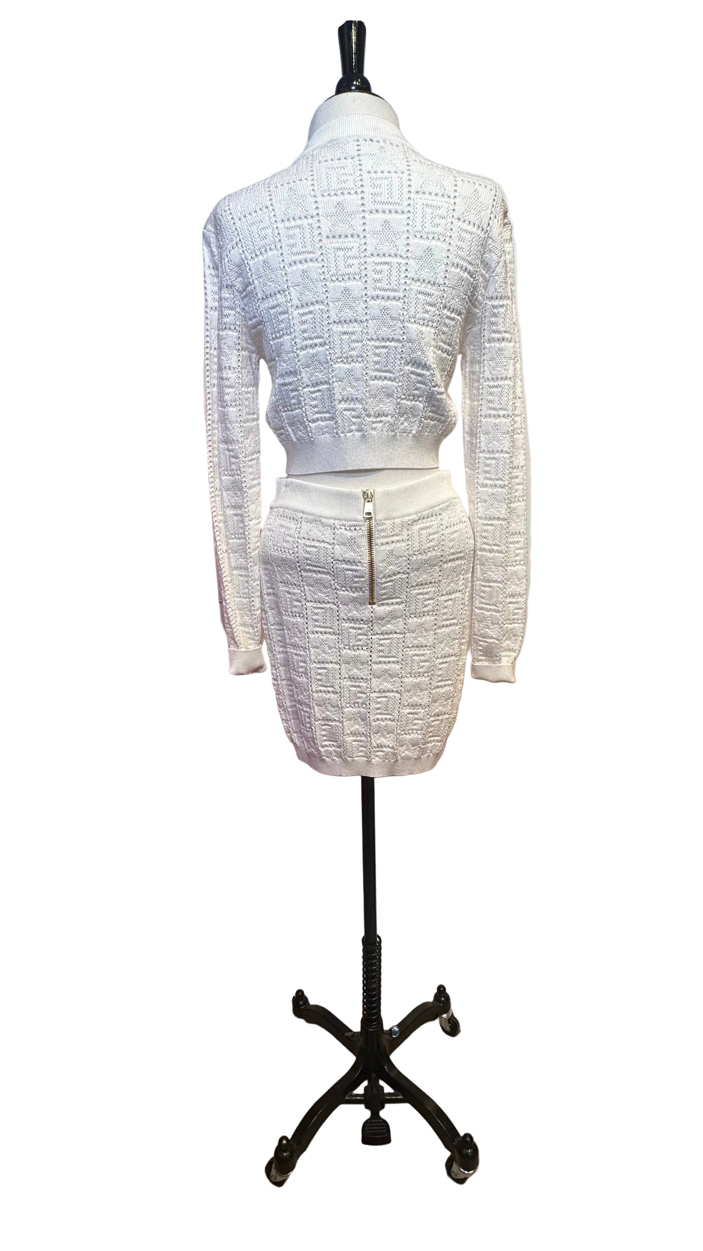 BALMAIN Paris - White Monogram Pointelle Knit Cropped Cardigan - 38