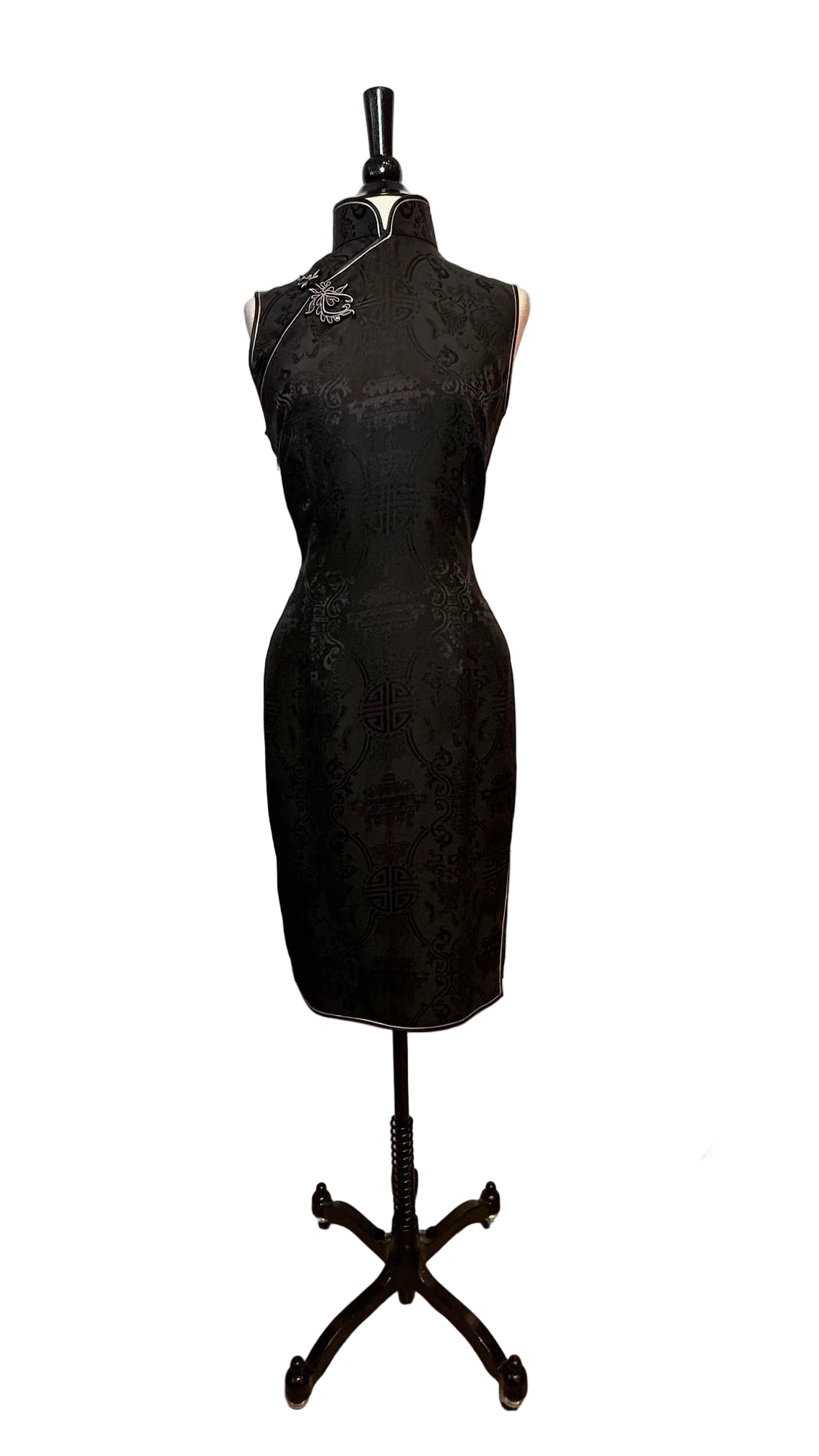 Shanghai Tang - Black Silk Slvls Cheongsam - 6