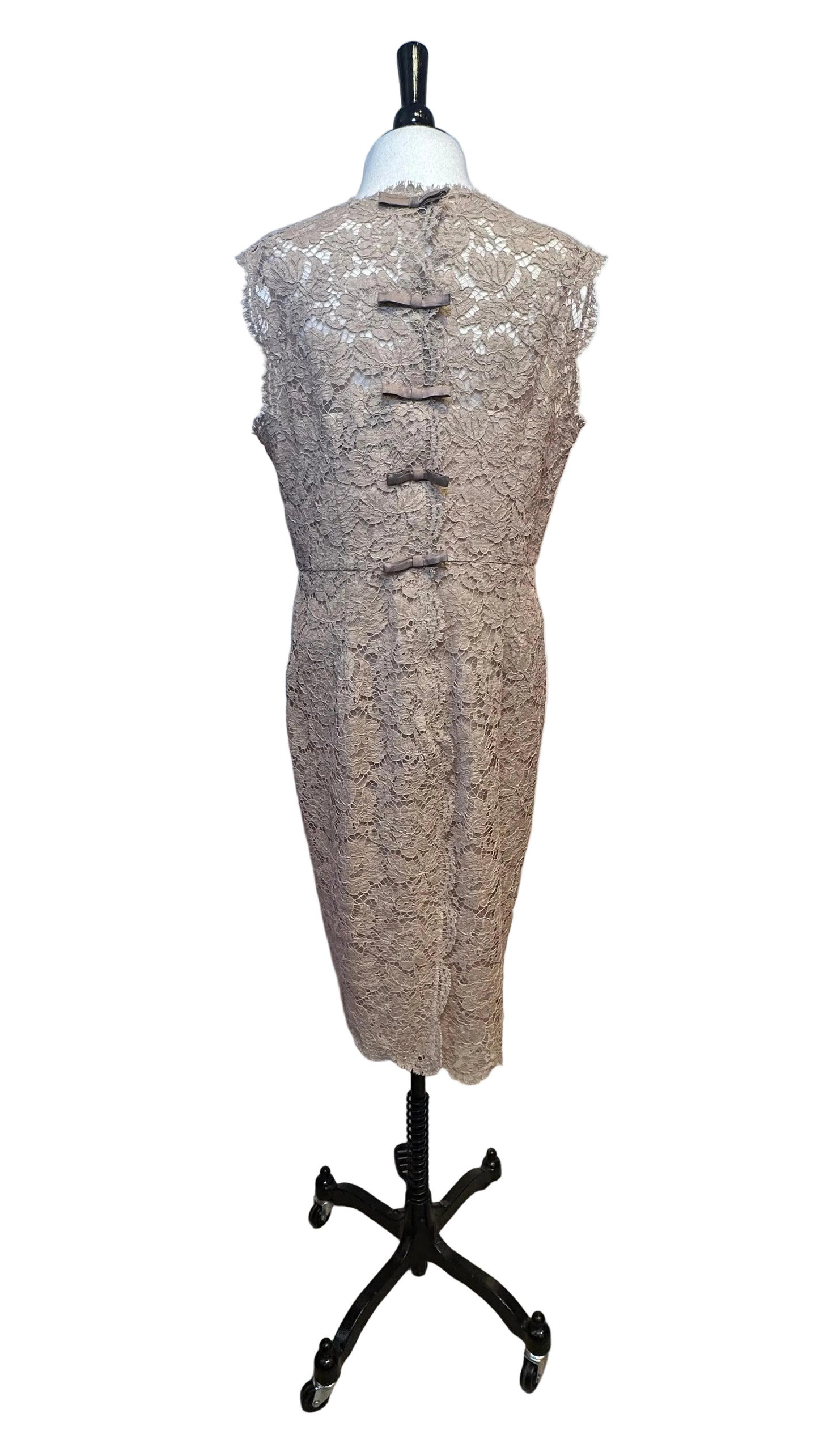 VALENTINO - Nude Lace Bow-Back Dress - 12