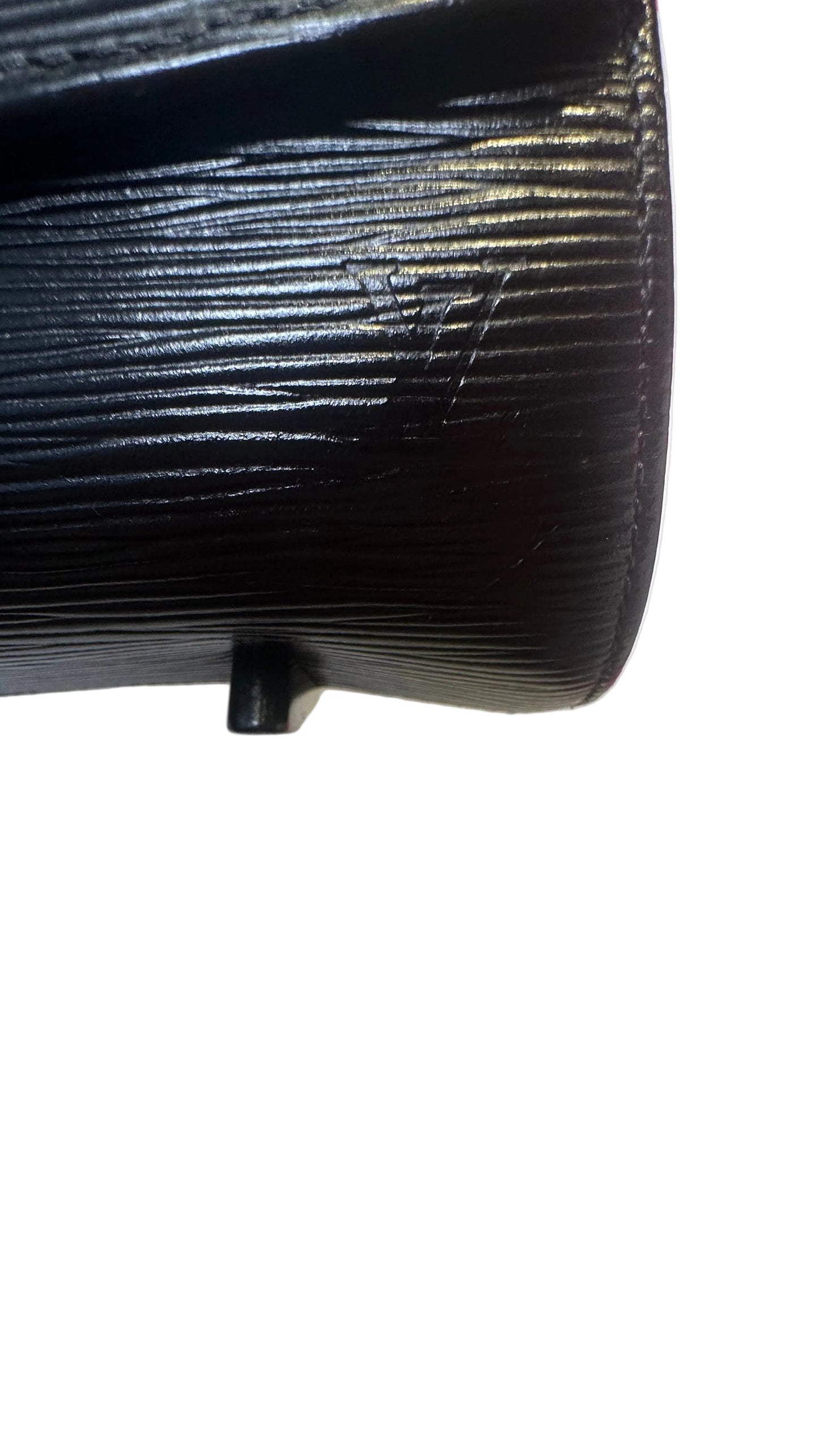Louis Vuitton - VINTAGE Y2K Black Epi Leather Nocturne GM Shoulder Bag